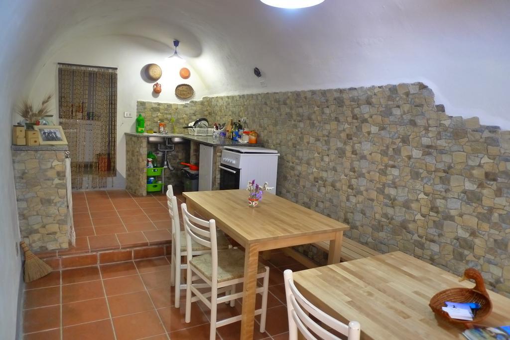 Guesthouse Bosa Di Giuseppe Zimmer foto
